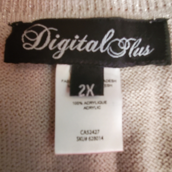 Cropped Silver Sweater - Picture 2 of 2